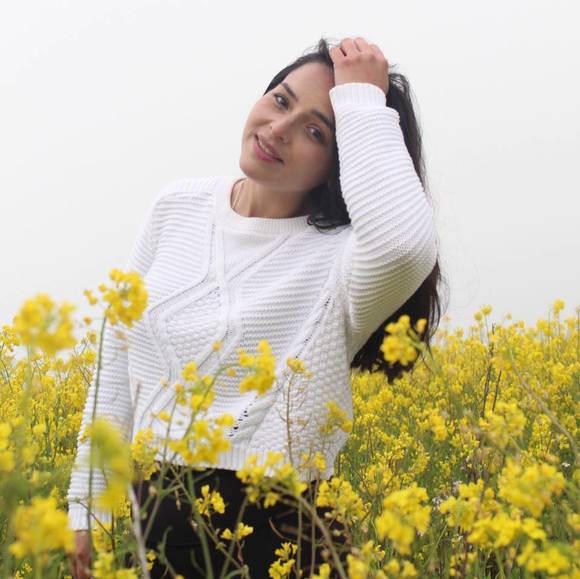 Meet your Posher, Cindy - Picture 1 of 1